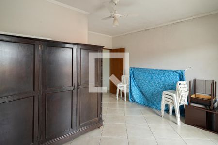 Casa à venda com 270m², 4 quartos e 2 vagas Casa à venda com 270m², 4 quartos e 2 vagasSuíte 3