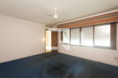 Casa à venda com 485m², 4 quartos e 3 vagas Casa à venda com 485m², 4 quartos e 3 vagasQuarto 1