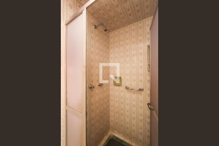 Casa à venda com 485m², 4 quartos e 3 vagas Casa à venda com 485m², 4 quartos e 3 vagasBanheiro suite 1