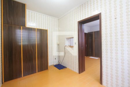 Casa à venda com 485m², 4 quartos e 3 vagas Casa à venda com 485m², 4 quartos e 3 vagasArea de serviço