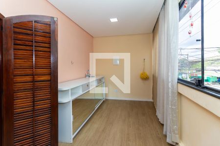 Casa à venda com 160m², 3 quartos e 2 vagas Casa à venda com 160m², 3 quartos e 2 vagasVaranda da Suíte