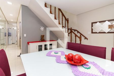 Casa à venda com 160m², 3 quartos e 2 vagas Casa à venda com 160m², 3 quartos e 2 vagasSala de Jantar