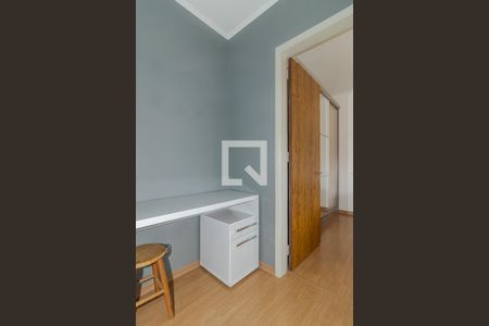 Corredor de apartamento à venda com 1 quarto, 50m² em Cristo Redentor, Porto Alegre