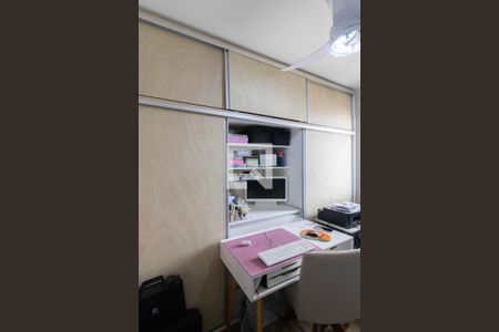 Apartamento à venda com 75m², 3 quartos e 2 vagas Apartamento à venda com 75m², 3 quartos e 2 vagasQuarto 3