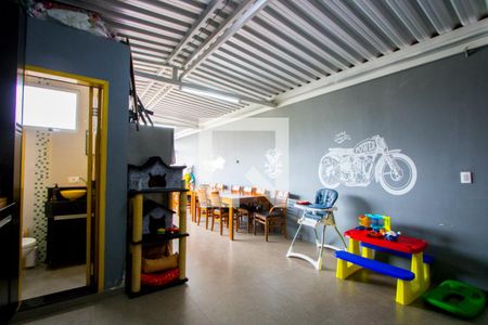 Apartamento à venda com 160m², 3 quartos e 2 vagas Apartamento à venda com 160m², 3 quartos e 2 vagasÁrea de Serviço