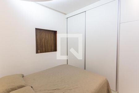 Casa à venda com 190m², 2 quartos e sem vaga Casa à venda com 190m², 2 quartos e sem vagaSuíte