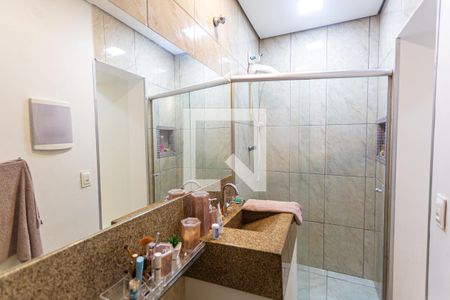 Casa à venda com 190m², 2 quartos e sem vaga Casa à venda com 190m², 2 quartos e sem vagaBanheiro da Suíte