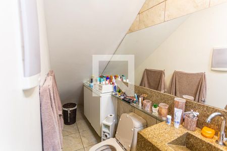 Casa à venda com 190m², 2 quartos e sem vaga Casa à venda com 190m², 2 quartos e sem vagaBanheiro da Suíte