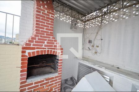 Apartamento à venda com 75m², 2 quartos e sem vagaÁrea comum - Churrasqueira