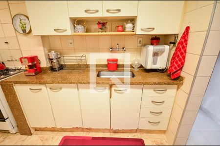 Apartamento à venda com 75m², 2 quartos e sem vagaCozinha e Área de Serviço