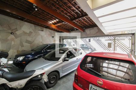 Casa à venda com 300m², 3 quartos e 4 vagas Casa à venda com 300m², 3 quartos e 4 vagasGaragem