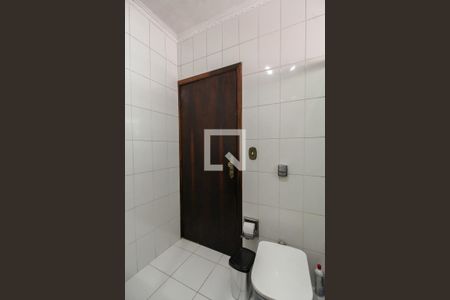 Casa à venda com 300m², 3 quartos e 4 vagas Casa à venda com 300m², 3 quartos e 4 vagasBanheiro da Suíte