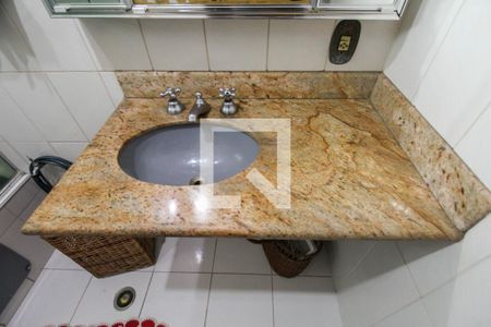 Casa à venda com 300m², 3 quartos e 4 vagas Casa à venda com 300m², 3 quartos e 4 vagasBanheiro da Suíte