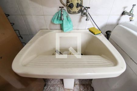 Casa à venda com 300m², 3 quartos e 4 vagas Casa à venda com 300m², 3 quartos e 4 vagasÁrea de Serviço 2