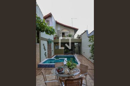 Casa à venda com 376m², 3 quartos e 4 vagasPiscina