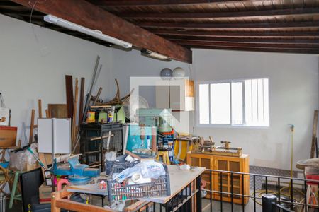 Casa à venda com 376m², 3 quartos e 4 vagasAteliê