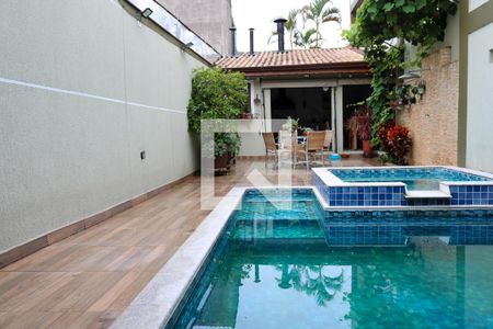 Casa à venda com 376m², 3 quartos e 4 vagasPiscina