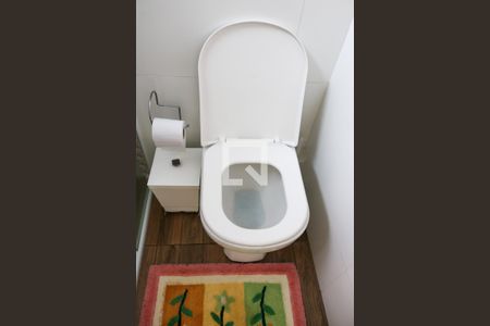 Casa à venda com 376m², 3 quartos e 4 vagasBanheiro da Piscina