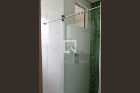 Casa à venda com 376m², 3 quartos e 4 vagasBanheiro Social