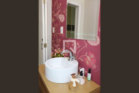 Casa à venda com 376m², 3 quartos e 4 vagasLavabo