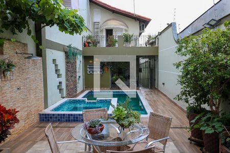 Casa à venda com 376m², 3 quartos e 4 vagasPiscina