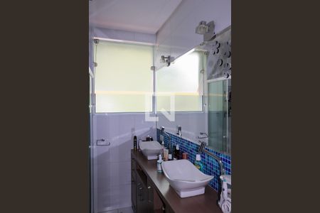 Casa à venda com 376m², 3 quartos e 4 vagasBanheiro da Suíte