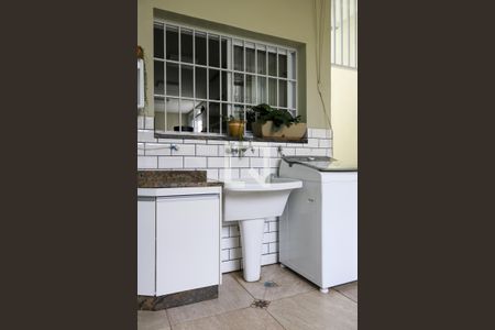 Casa à venda com 376m², 3 quartos e 4 vagasÁrea de Serviço