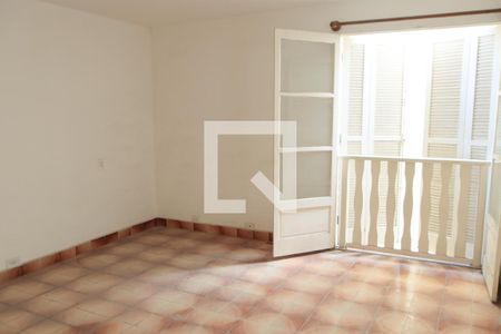 Quarto de casa para alugar com 1 quarto, 60m² em Centro, Embu das Artes