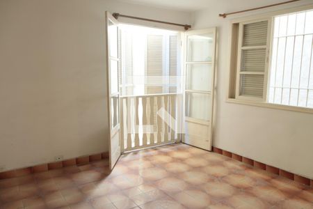 Quarto de casa para alugar com 1 quarto, 60m² em Centro, Embu das Artes
