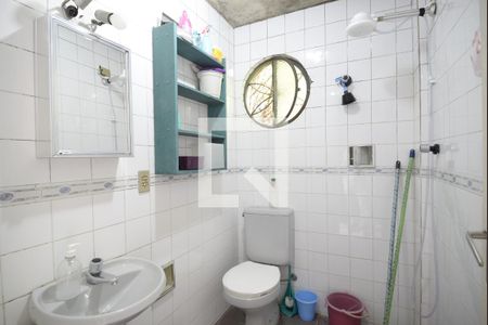 Casa à venda com 200m², 3 quartos e 1 vagaBanheiro 2