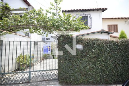 Casa à venda com 200m², 3 quartos e 1 vagaFachada