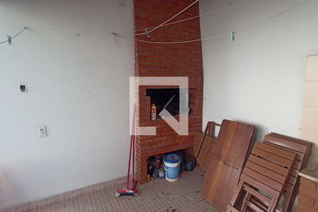 Casa à venda com 206m², 5 quartos e 2 vagas Casa à venda com 206m², 5 quartos e 2 vagasVaranda