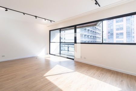 Sala de apartamento para alugar com 3 quartos, 120m² em Itaim Bibi, São Paulo