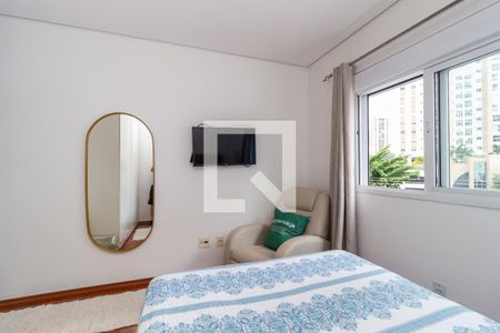Casa à venda com 250m², 4 quartos e 4 vagas Casa à venda com 250m², 4 quartos e 4 vagasSuíte 3