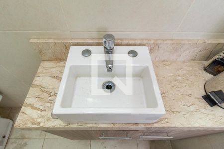 Casa à venda com 250m², 4 quartos e 4 vagas Casa à venda com 250m², 4 quartos e 4 vagasDetalhe Banheiro - Espaço Gourmet