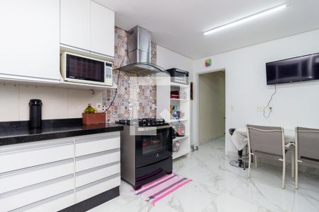 Casa à venda com 250m², 4 quartos e 4 vagas Casa à venda com 250m², 4 quartos e 4 vagasCozinha