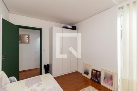 Casa à venda com 250m², 4 quartos e 4 vagas Casa à venda com 250m², 4 quartos e 4 vagasSuíte 2