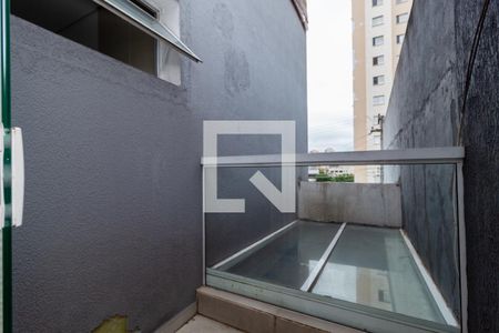 Casa à venda com 250m², 4 quartos e 4 vagas Casa à venda com 250m², 4 quartos e 4 vagasVaranda - Suíte 2
