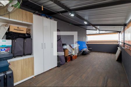 Casa à venda com 250m², 4 quartos e 4 vagas Casa à venda com 250m², 4 quartos e 4 vagasEspaço Gourmet