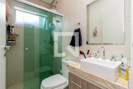 Casa à venda com 250m², 4 quartos e 4 vagas Casa à venda com 250m², 4 quartos e 4 vagasBanheiro - Suíte 3