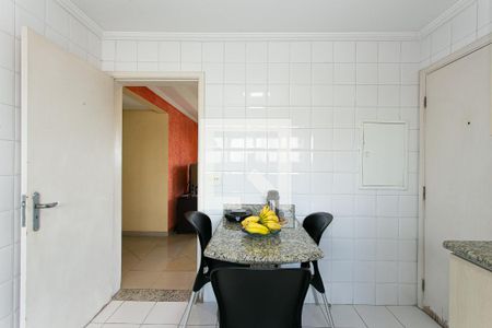 Apartamento à venda com 90m², 3 quartos e 2 vagas Apartamento à venda com 90m², 3 quartos e 2 vagasCozinha