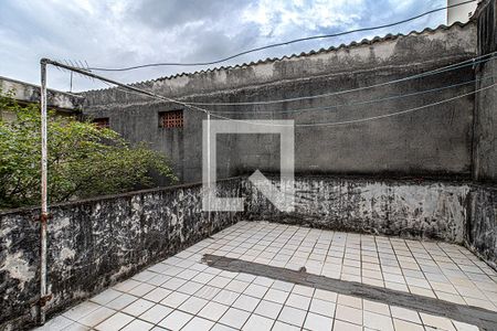 Casa à venda com 160m², 3 quartos e 3 vagas Casa à venda com 160m², 3 quartos e 3 vagasÁrea Externa