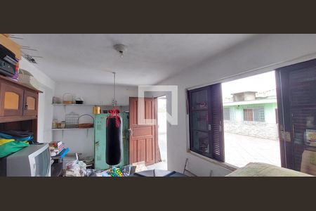 Casa à venda com 145m², 3 quartos e 5 vagasEdícula