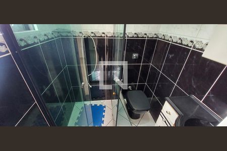 Casa à venda com 145m², 3 quartos e 5 vagasBanheiro Quarto 3 suíte