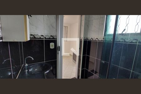 Casa à venda com 145m², 3 quartos e 5 vagasBanheiro Quarto 3 suíte