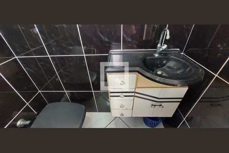 Casa à venda com 145m², 3 quartos e 5 vagasBanheiro Quarto 3 suíte