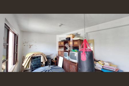 Casa à venda com 145m², 3 quartos e 5 vagasEdícula