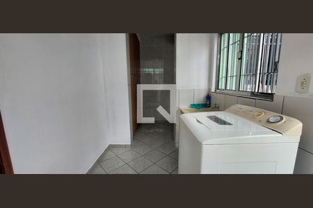 Casa à venda com 145m², 3 quartos e 5 vagasÁrea de Serviço