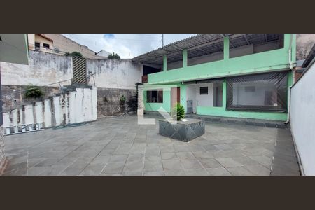 Casa à venda com 145m², 3 quartos e 5 vagasQuintal