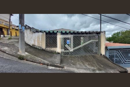 Casa à venda com 145m², 3 quartos e 5 vagasFachada 1